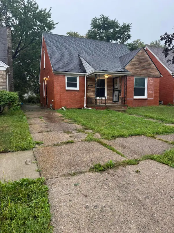 11566 Sanford Avenue, Detroit, MI 48205