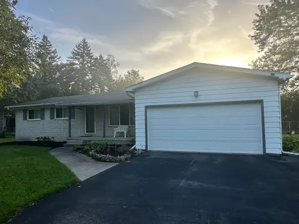 5168 Woodcliff Drive, Flint, MI 48504