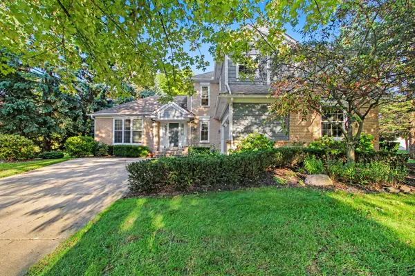 24526 Picara Drive, Novi, MI 48374