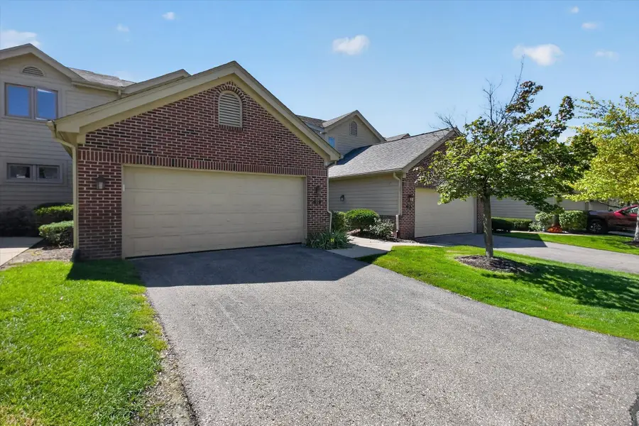 117 Ponds View Drive, Ann Arbor, MI 48103 - #2