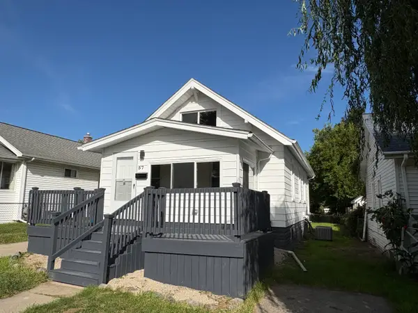 57 W End Avenue, Waterford, MI 48328