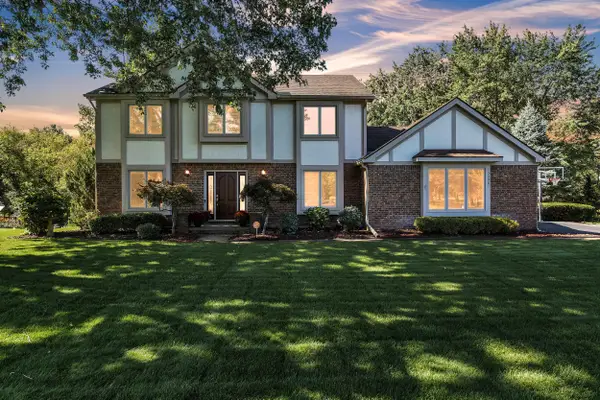 10098 Newfound Gap, Brighton, MI 48114