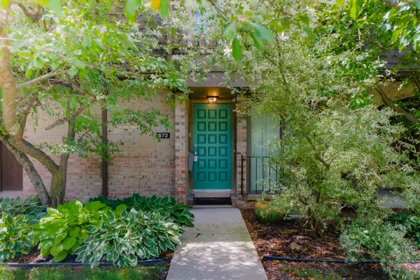 672 Greenhills Drive, AnnArbor, MI 48105