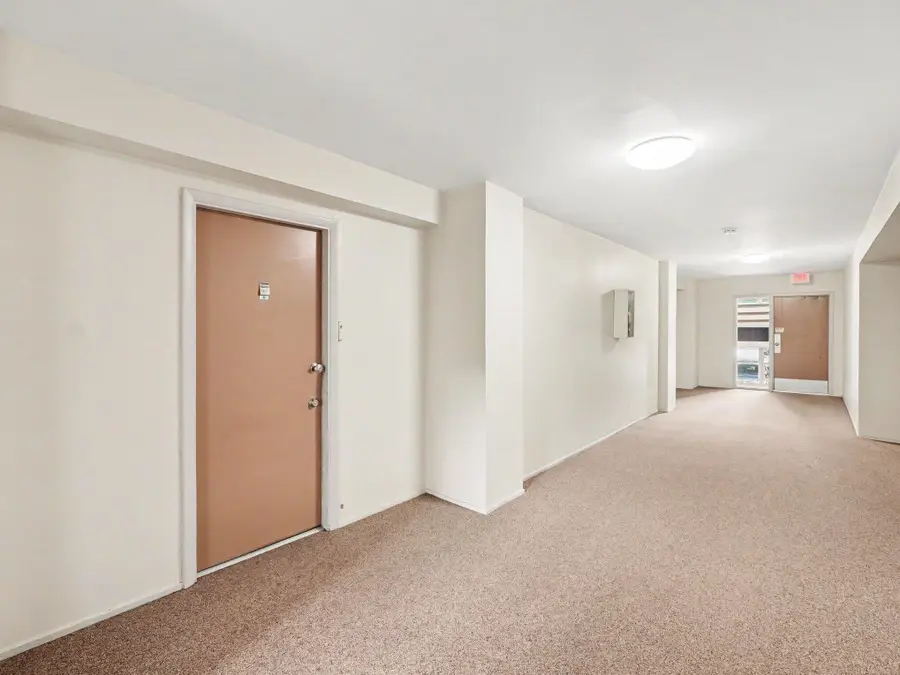 2152 Pauline Boulevard Unit: Apt 207, Ann Arbor, MI 48103 - #3