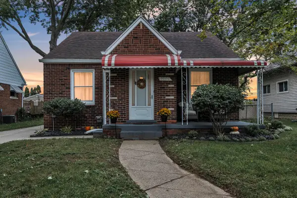 35127 Farragut, Westland, MI 48186