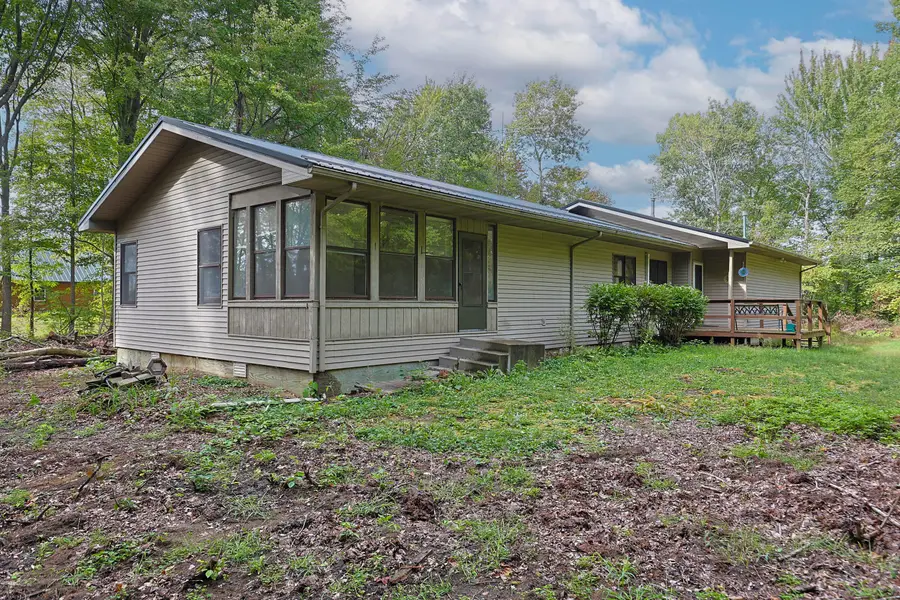 1038 E Freeland Road, Merrill, MI 48637 - #3