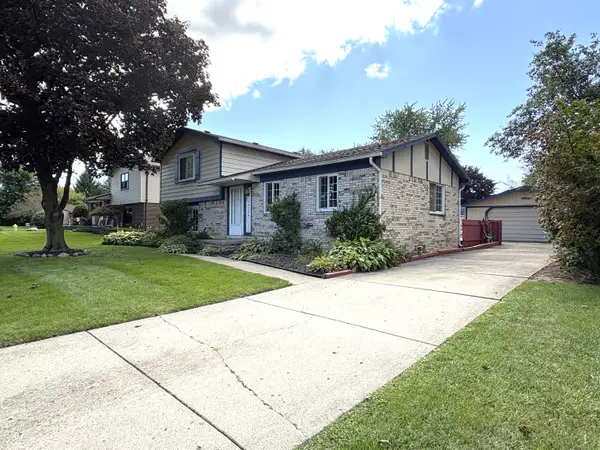 19324 Todd Drive, ClintonTownship, MI 48038