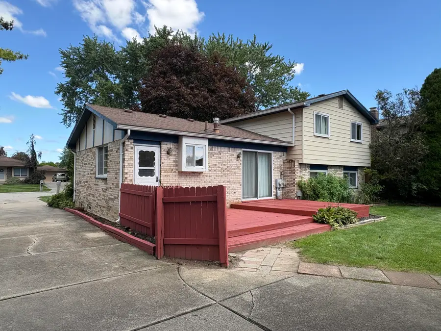 19324 Todd Drive, Clinton, MI 48038 - #3