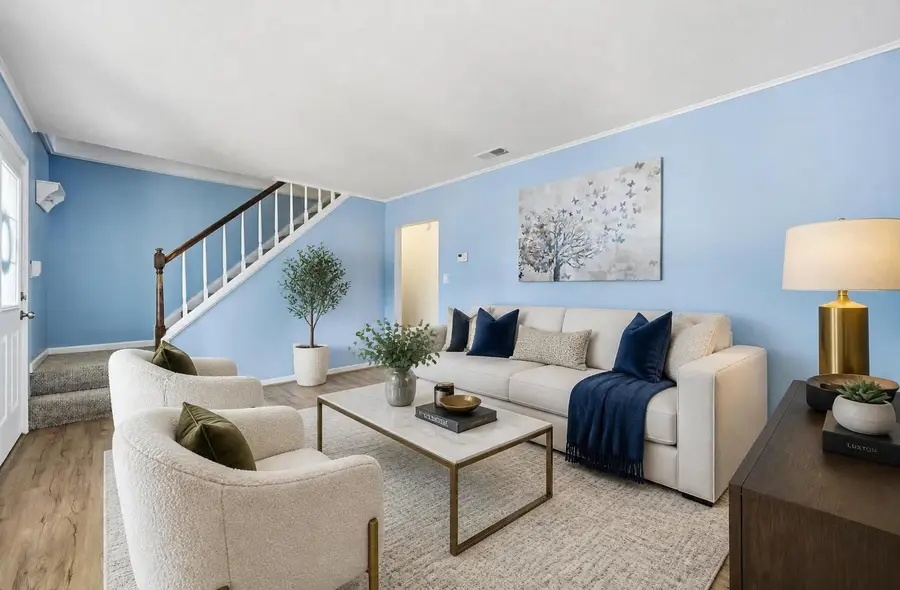 905 Medford Court, Rochester Hills, MI 48307 - #2