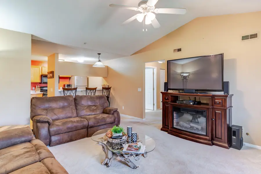1137 Curzon Court Unit: 203, Howell, MI 48843 - #3