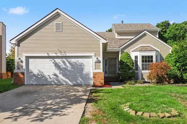 30836 Golden Ridge, Novi, MI 48377