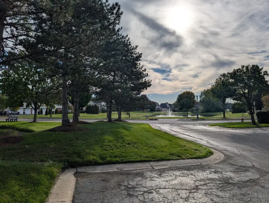 56731 Scotland Boulevard Unit: 143, Shelby, MI 48316 - #3