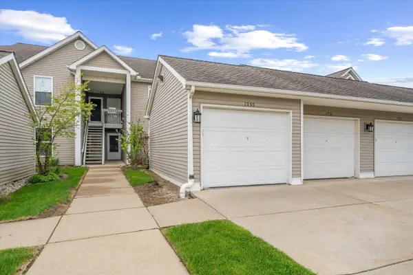 1755 Weatherstone Drive, AnnArbor, MI 48108