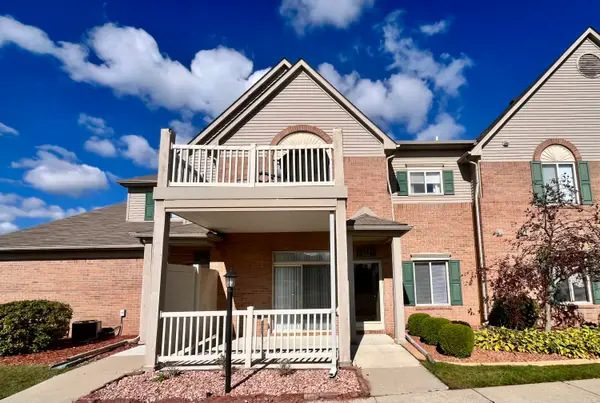 15745 Parkway Lane Unit: 1, Southgate, MI 48195