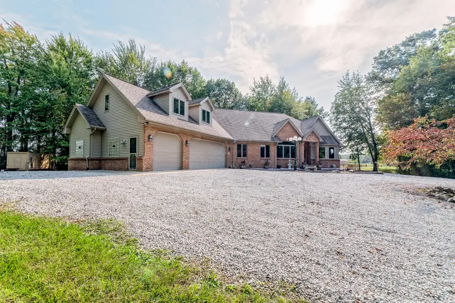2825 Toben Road, Carleton, MI 48117 - #3