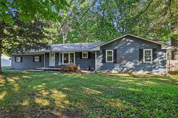 20752 Newman Drive, Brownstown, MI 48183