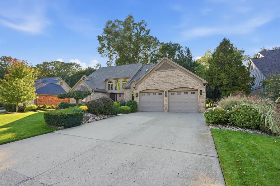 20027 Wayne Road, Livonia, MI 48152 - #3