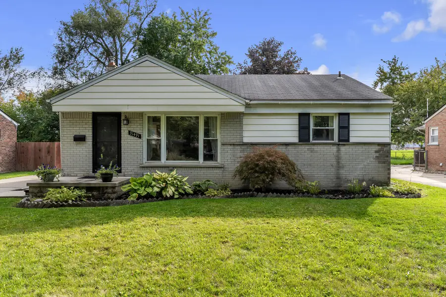 31491 Lamar Drive, Farmington, MI 48336 - #2