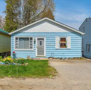 7497 Huron Bay Boulevard, Lexington, MI 48450