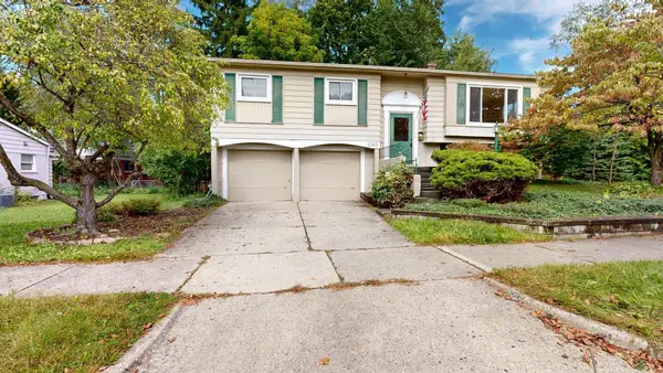 2065 Yorktown Drive, AnnArbor, MI 48105