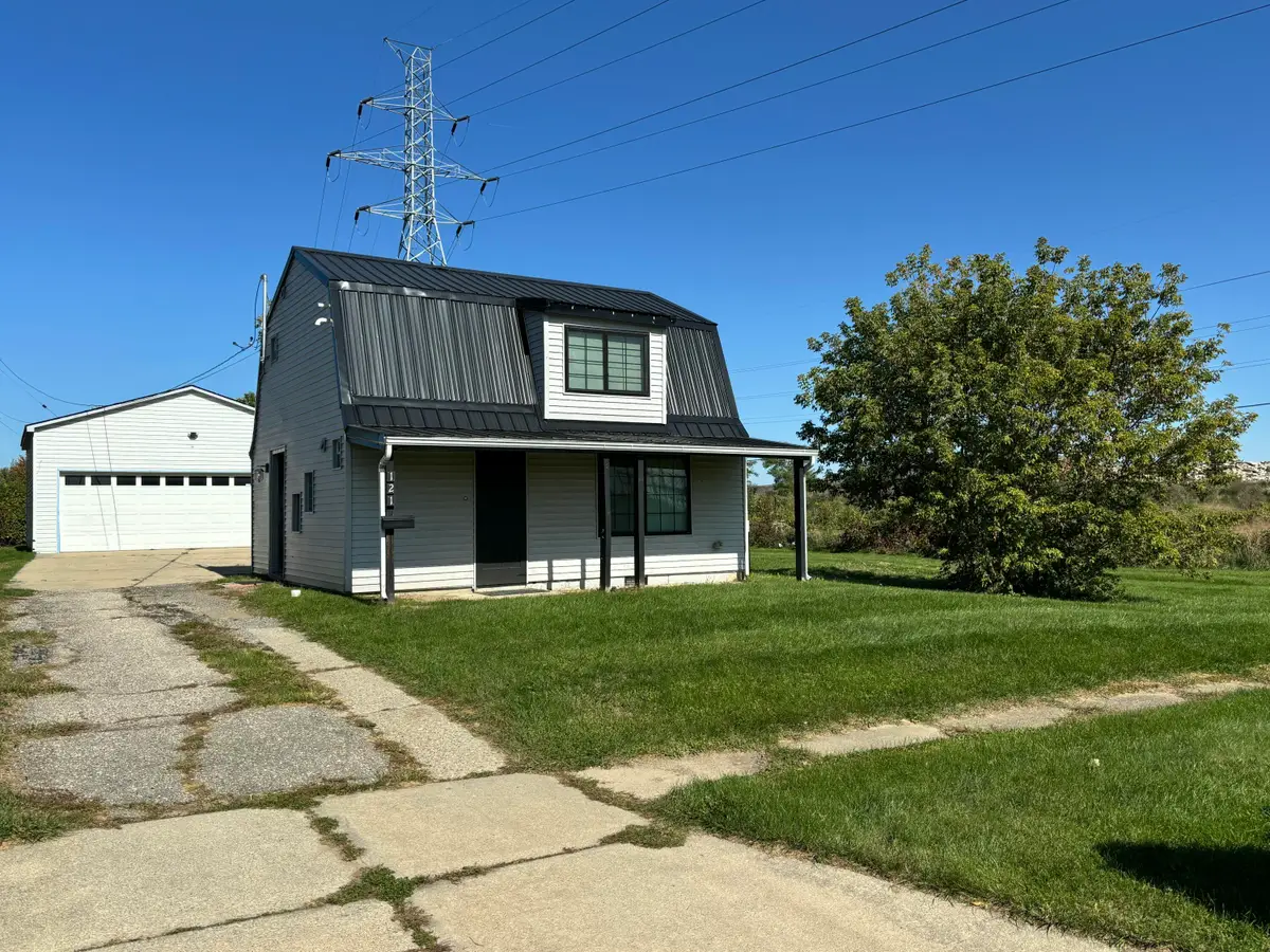 121 E Ypsilanti Avenue, Pontiac, MI 48340 - #1