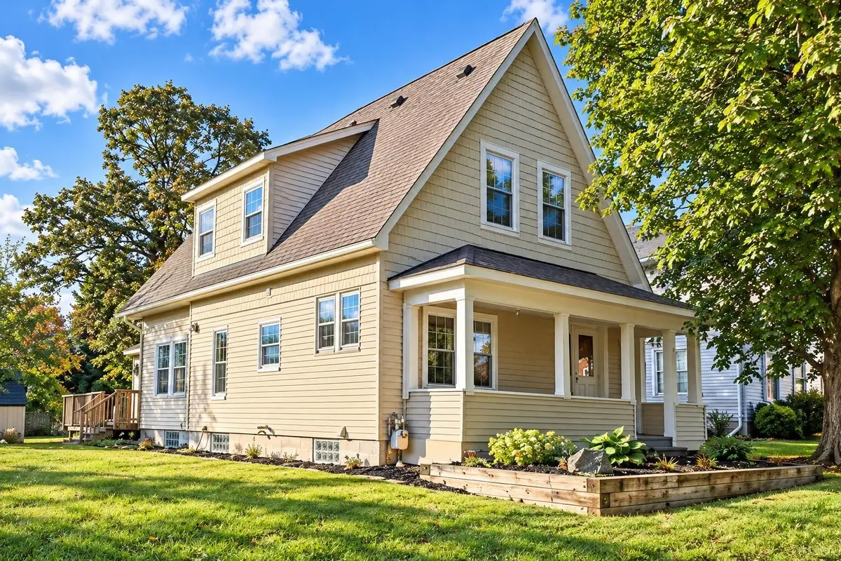 106 E McKay Street, Saline, MI 48176 - #1