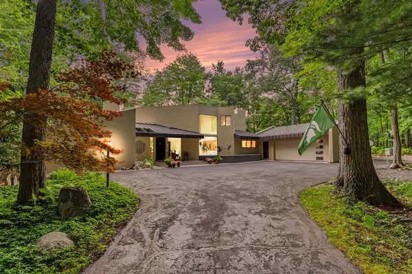 10109 Hathaway Drive, Greenville, MI 48838