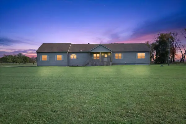 19795 Sharon Valley Road, Manchester, MI 48158