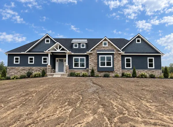 9940 White Tail Drive, Saline, MI 48176