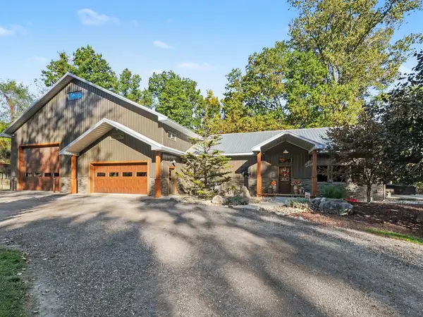 17281 Ash Hollow Drive, Chelsea, MI 48118
