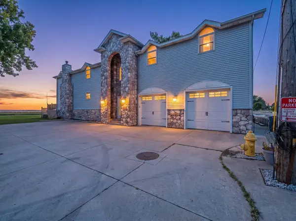 4555 Allen Cove Road, LunaPier, MI 48157