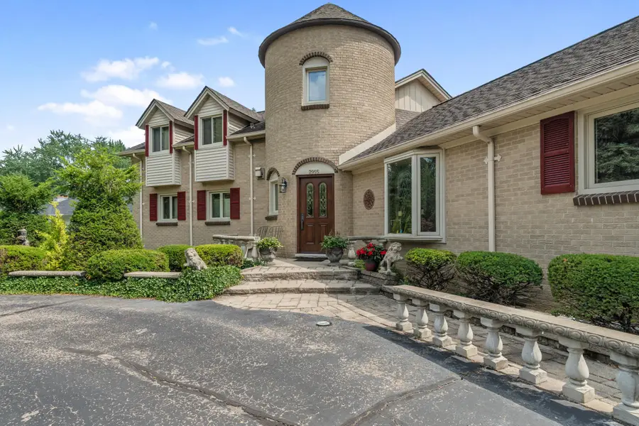 2955 Mohawk Circle, Rochester Hills, MI 48306 - #2
