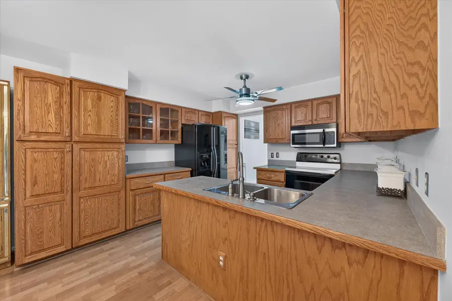 17628 E Kirkwood Drive, Clinton, MI 48038 - #2