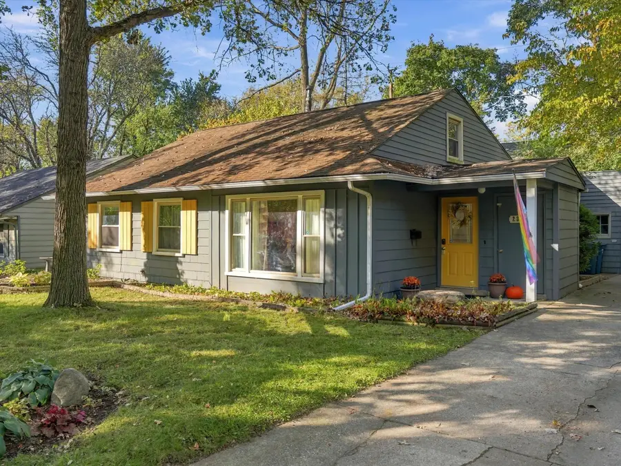 2364 Yost Boulevard, Ann Arbor, MI 48104 - #2