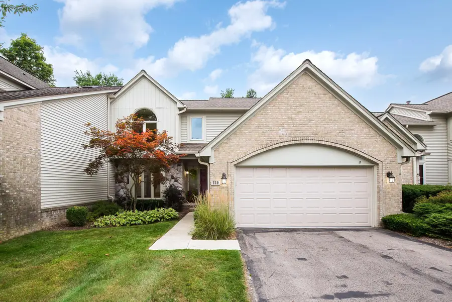 239 St Lawrence Boulevard, Northville, MI 48168 - #2