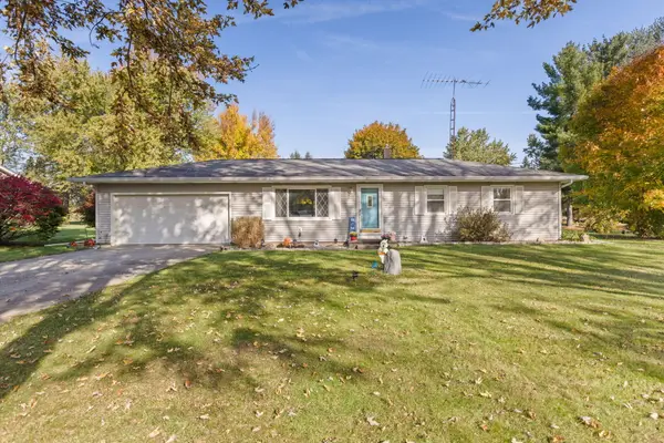 1226 E 1st Street, Adrian, MI 49221