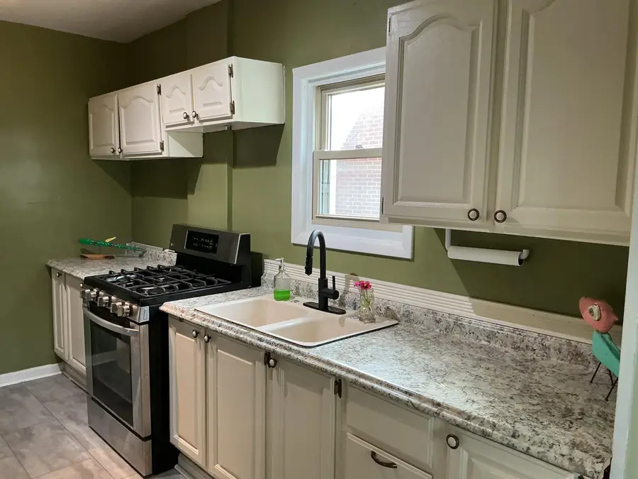 158 W Mansion Street, Jackson, MI 49203 - #3
