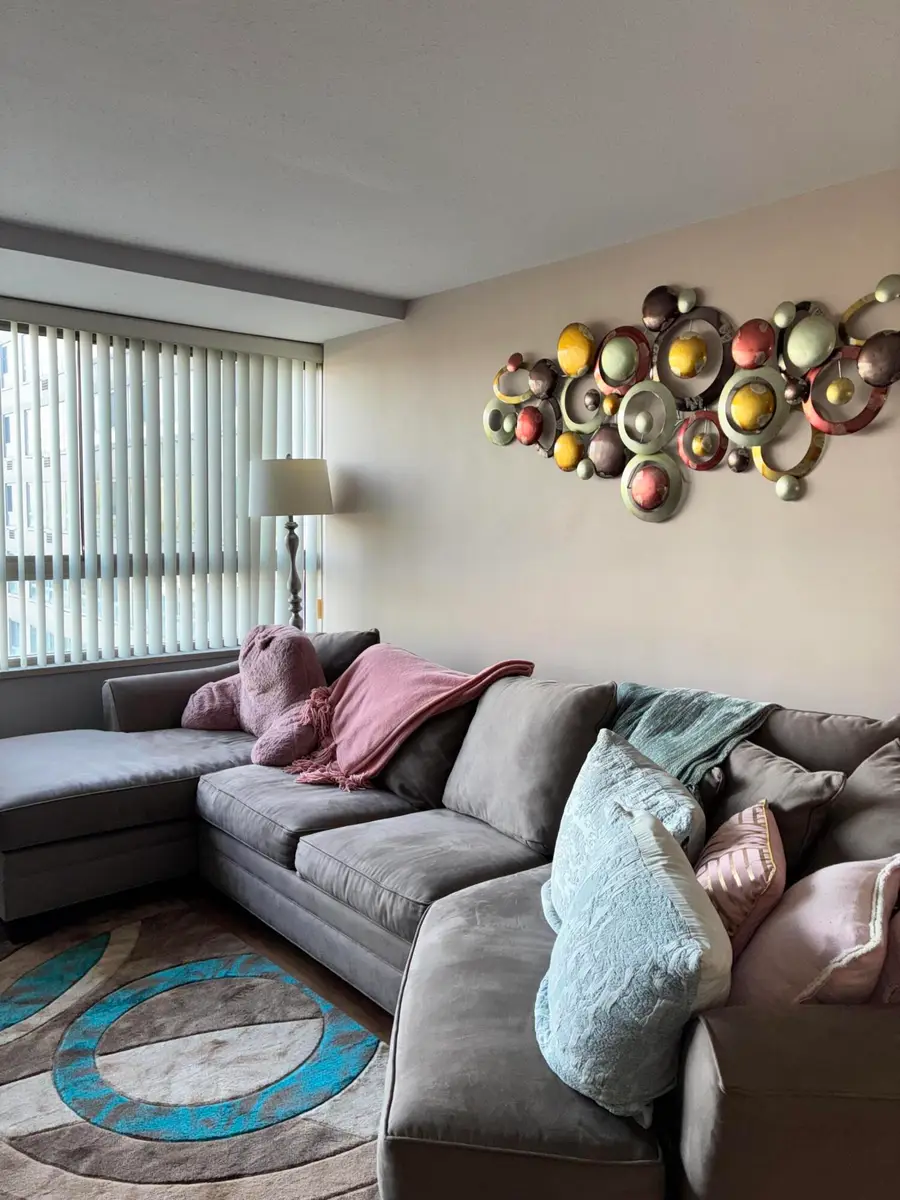 8900 W Jefferson Avenue Unit: 302, Detroit, MI 48209 - #2