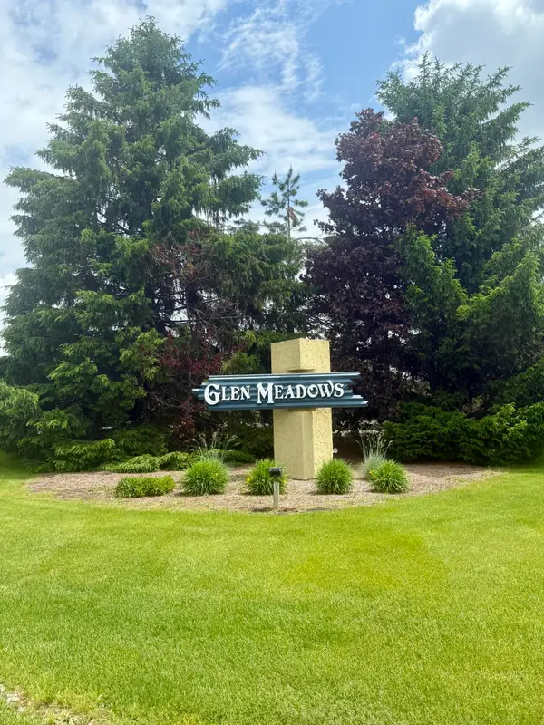 Glen Woods Trail, Gaylord, MI 49735