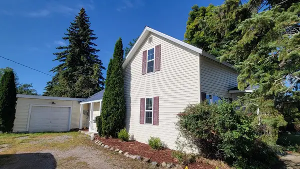 172 E Lincoln Avenue, Cheboygan, MI 49721