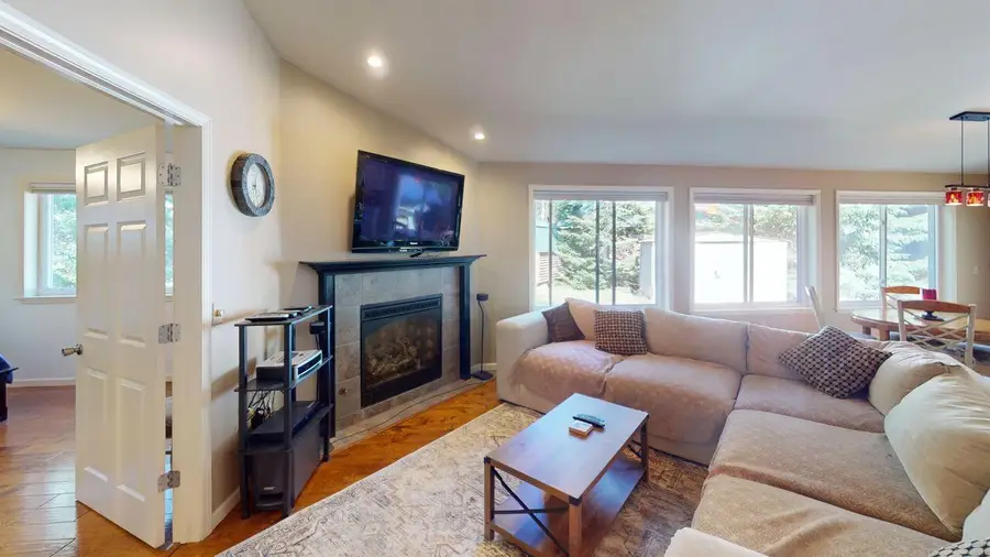 10869 W Higgins Lake Drive, Roscommon, MI 48653 - Image #3