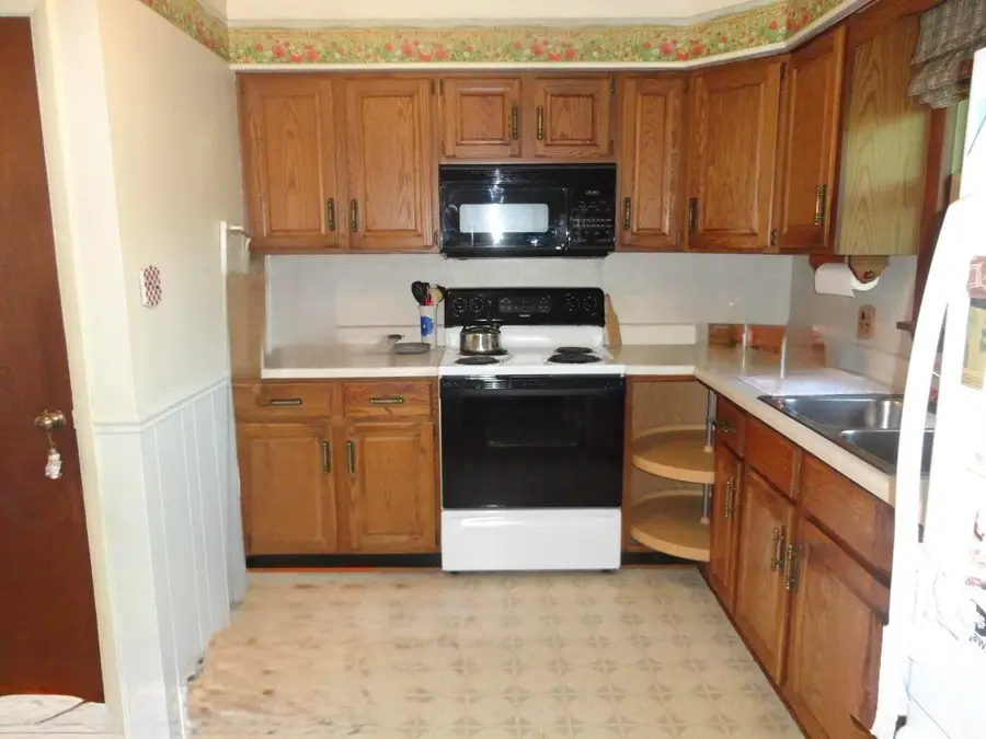 916 S First Avenue, Alpena, MI 49707 - Image #3