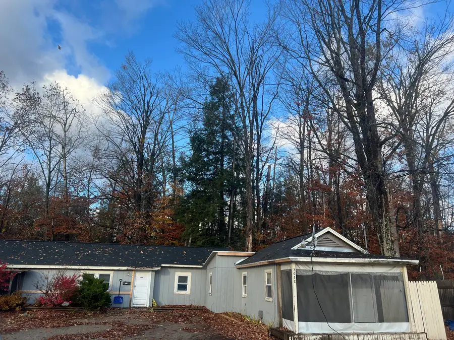 7060 S Us-31 Highway, Alanson, MI 49706 - Image #2