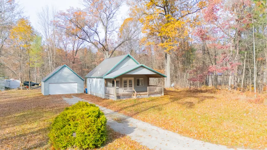 3610 Tower Hill Road, Houghton Lake, MI 48629 - Image #2