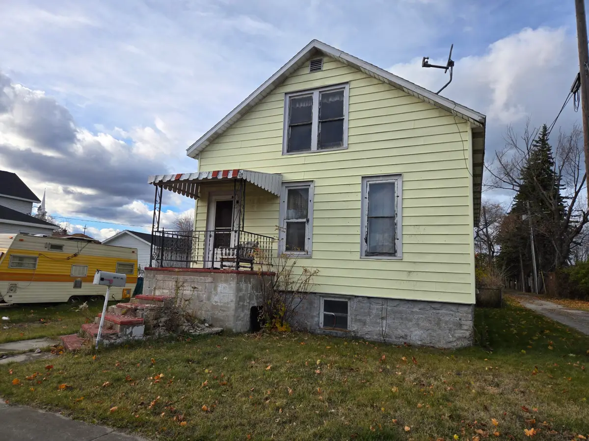 711 Ford Ave Avenue, Alpena, MI 49707 - Image #1