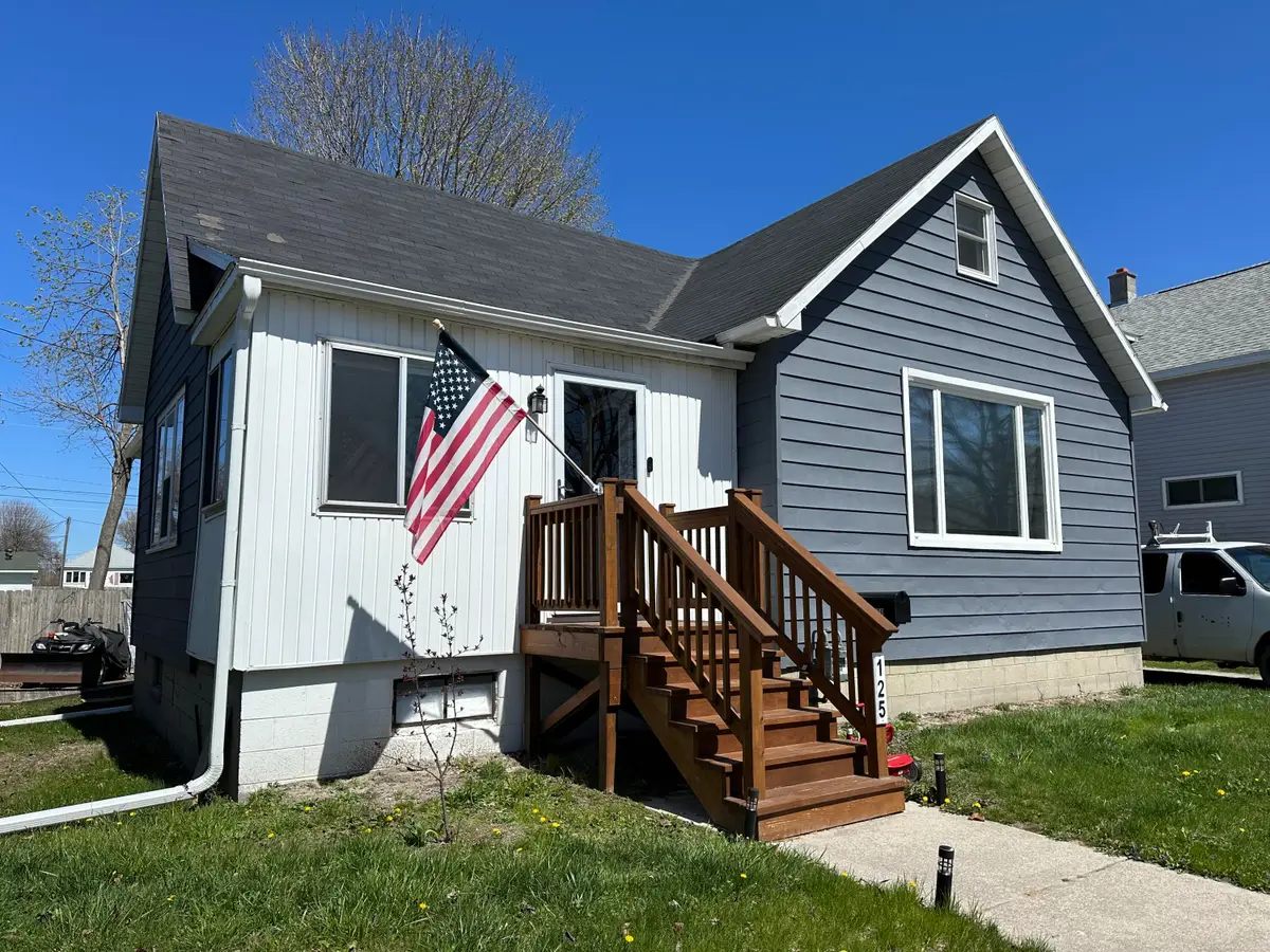 125 W Alfred Street, Alpena, MI 49707 - Image #1