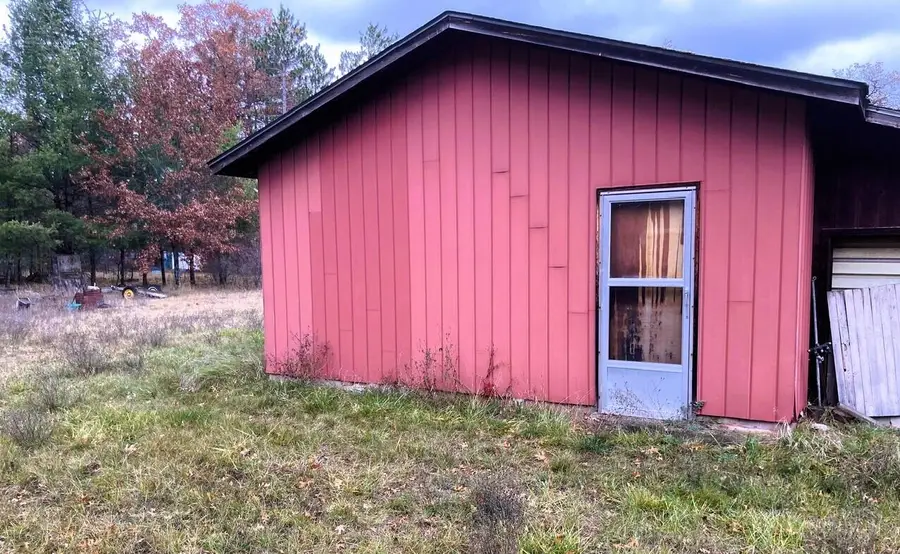 142 Pond Drive, Mio, MI 48647 - Image #3