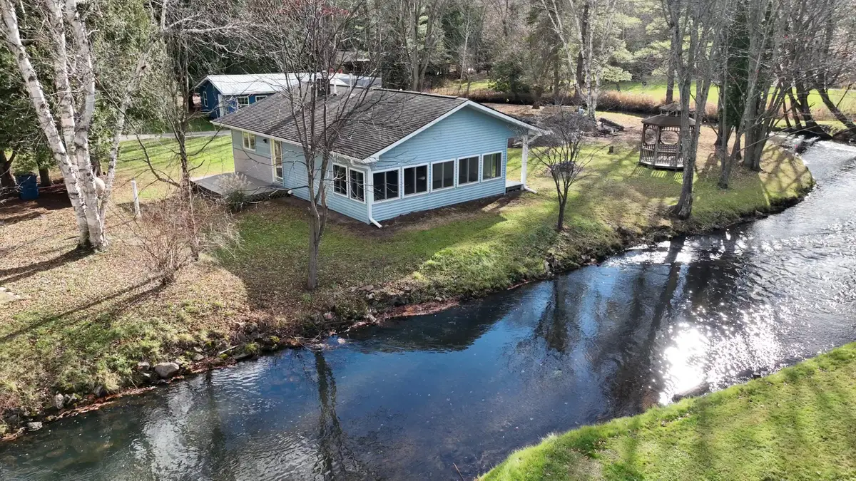 5423 N Cedar River Road, Gladwin, MI 48624 - Image #1