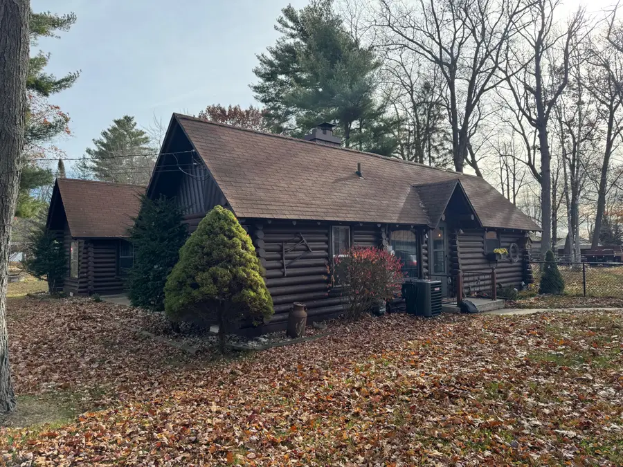 3657 E Houghton Lake Drive, Houghton Lake, MI 48629 - Image #3