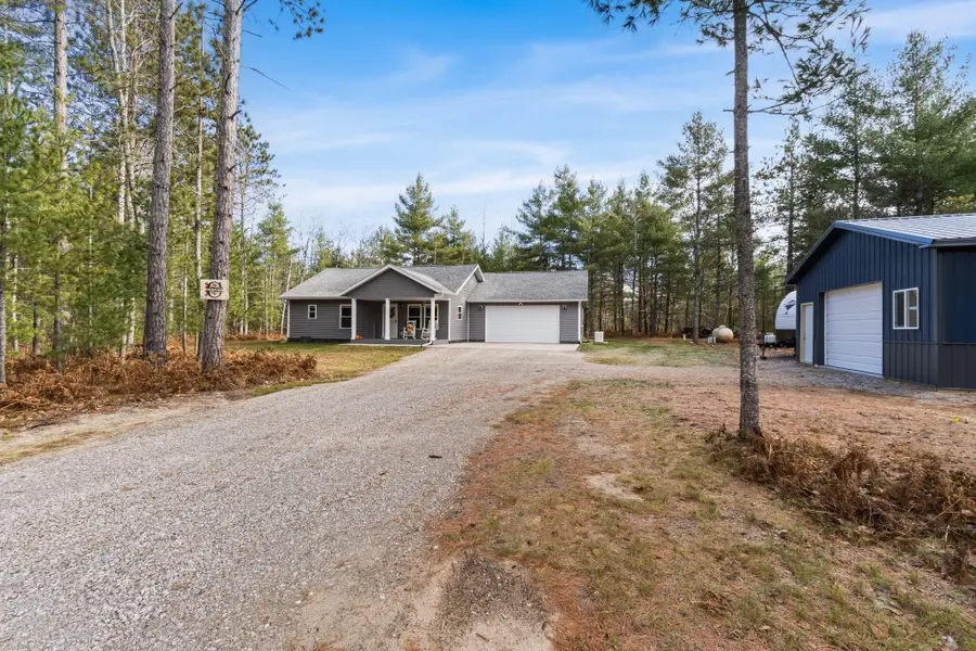 4916 Villas Avenue, Frederic, MI 49733 - Image #3